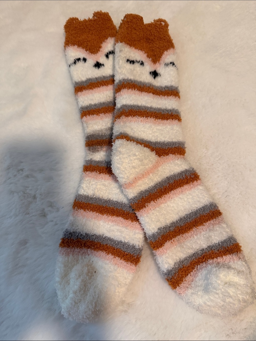 Cozy Striped Lama Fuzzy Crew Socks - White & Brown